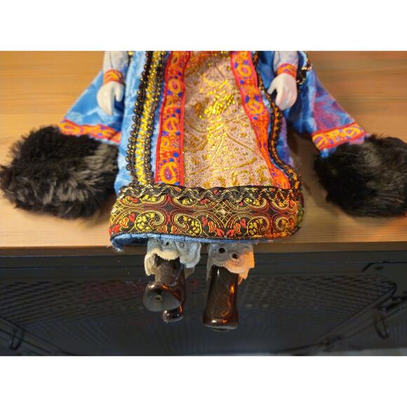 Vintage Russian Porcelain Doll 17.25" Folk Costume Fur Hat - Picture 5 of 10